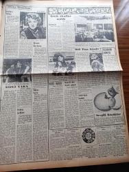 Vatan Gazetesi - 13 Ekim 1953 - İki İngiltere Yazan Ahmet Emin Yalman Köşe Yazısı - General Necip Mısır'ın Zaferi Kazanacağını Söyledi - Yalova Belediye Başkanı Seçilemedi - Yugoslavya Dört Devlet Görüşmesi Teklif Etti - Basketbol Turnuvasında İtalya Avusturya'yı Fransa Da Yugoslavyayı Yendi - Amerika Yunanistan'dan Üs Temin Etti - Daily Mirror Gazetesi Eisenhower'i Tenkid Ediyor - Yeşil Gözlü Soledad Yazan Greta Granor - Odun 16 Liradan Fazlaya Satılmayacak - İşçi Lideri Baghai İran Hükümetini Tenkid Etti -  Tek Kalpli Yapışık İkizler Kurtarılamadı - Boğaziçinde İki Katlı Büyük Asma Köprü - İstanbul Kapılarında Fethin Büyük Tarihi Romanı Yazan Feridun Fazıl Tülbentçi Yazı Dizisi - Sinema Tenkidleri Yazan Atilla İlhan - Bali Paşa Kimdir - Çocuk Köşe Yazısı - İktisat Ve Piyasa - Postahanede 70 Gündür Kalan Paket - İzmir'deki Dokuma Fabrikası Kasım'da Açılacak - Puro Tuvalet Sabunu - Yunan Adalarında Yeni Depremler Oldu - Bima Konserveleri - Bulmaca - İstanbul Ankara İzmir Radyosu