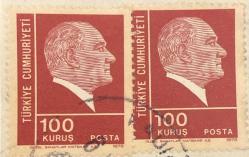 Mektup Zarfından Kesilmiş  / Postadan Geçmiş İkili Pul Filateli - Damgalı - ATATÜRK, 100 KURUŞ - Türkiye Cumhuriyeti - Turkish Stamp - NOSTALJİK DOĞUM GÜNÜ HEDİYESİ