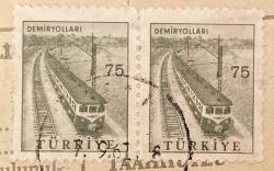 Mektup Zarfından Kesilmiş  / Postadan Geçmiş İkili Pul Filateli - 7.9.1961 Damgalı - DEMİRYOLLARI PULU, 75 PARA - Türkiye Cumhuriyeti - Turkish Stamp - NOSTALJİK DOĞUM GÜNÜ HEDİYESİ