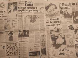 Hafta Sonu Haftalık Aktüalite Sinema Tiyatro Müzik ve Magazin Gazetesi - 6 Haziran 1980 - Sayı:24 - Müjde Ar'dan uzak durun - ''Pirimiz Zeki Müren'' - Talha Özmen - Erhan Tunay - İbrahim Tatlıses - Memduh Ün - Sevda Ün - Fatma Girik - Terlemekten korkmayın - Almanya'da gizlice buluştular - Emel Sayın - Selçuk Aslan - Nigar Uluerer - Taner Şener - Aynur Aydan - Meral Küçükerol - Kim, nerede, nasıl? - Emine Sılan - Gülderen Aktan - Zeynep Sezer - Robert Kennedy, kardeşinin sevgilisine göz koyuyor - Boney M. - Abba ve Şenay.... - İstanbul Festivali'nden Ajda Pekkan var - Nihal Köknar'dan genç kızlara öğütler - Güzide Kasacı - Aytaç Arman ''Yeşilçam, beni verem etti'' - Ayben Erman - Christine Keeler - Yüksel Uzel - Kate Mulgrew - Kamil Sönmez - Ayten Gökçer'den Marshall yardımı - Prenses Banı - Nezahat Bayram - Nil Burak - Mine Mutlu, çarpılmaya başladı - Türkan Şoray - Meliha Şoray - Nazan Şoray fotoğraf ve haberi - Tam Takım Gazete