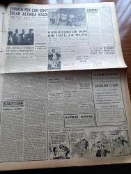 Vatan Gazetesi - 11 Ağustos 1958 - Bir İhtimal Daha Var Yazan Ahmet Emin Yalman Köşe Yazısı - İngiliz  Başbakanı Mac Millan Anıtkabir'de Ata'ya Saygı Duruşunda Bulundu - Türkiye İle İngiltere Arasında Ankara Görüşmeleri Dün De Devam Etti - Alman Basını Türkiye'ye Yardım Şarttı Diyor - Osman Bölükbaşı Dün İktidarın İthamına Cevap Verdi - Sinemaya Akın - Kalpaklılar Samim Kocagöz'ün Romanı Yazı Dizisi - Taş Devri Çizen Mıstık - Çakaralmaz Hafiye Çizen Eflatun Nuri - Felsefe ve Tarih Yazan Profesör Tayyib Gökbilgin - İngiliz Sömürgeciliği Ne Demektir Hasan M. Şevki Yazman - 30. Yıldönümü Münasebetiyle Harf Devrimi Yazan Osman Turgut Pamirli - Amerikan Firması Salah Construction Company İstanbul'un Dertlerini Halletmek İstiyor - Sovyetler Birliği Komünist Çin'e Atom Verecekmiş - Kuruçeşme'de Dün Bir İnfilak Oldu - Sovyet Başvekili Kruşçef Tehditler Savuruyor - Fakir Baykurt'un Hatırlattıkları - Kalbimin Sahibi Yazan Nihal Yeğinobalı Yazı Dizisi - Fenerbahçe Takımı Kadrosu Fotoğraf -Burçlar