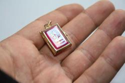 CEVŞEN ÜL KABİR     DETAYLAR RESIMLERDE  ( SÜMÜŞ KOLİSİ KUTU