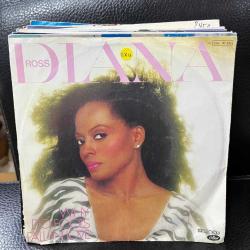 DIANA ROSS - WHY DO FOOLS FALL IN LOVE