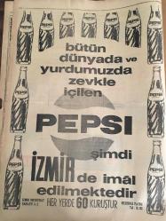HÜRRİYET GAZETESİ 18 AĞUSTOS 1967 YIL :20 SAYI :6934---İki cinayet sanığı Urfa adliyesinde öldürüldü ---İzmirli  bir zeytinyağı simsarı tevkif edildi ---130 Albay Emekli Olacak --İstanbullu bir kadını  kocasının yanından kaçırmaya kaltılar ---Ömer Şerif Barbaros u oynuyor ---Dokuz Fransız  genci 800 liraya satın aldıkları otomobille  dünya seyahatine çıktı ---Trenle minibüs  çarpıştı ,2 ölü 12 de yaralı var ---Köylüye iyi tohumluk buğday dağıtılacak ---Hacı Bektaş -ı Veli  için tören yapıldı ---72 saat izinli çıkan 37 mahkum aileleri ile görüştükten sonra dün tekrar cezaevine girdi ---Kongo nun baş belası kiralık askerler  şimdi de Burundi 'yi tehdit ediyor ---Vefa ,Beşiktaş ' ı 1-0 yendi ---İngiltere de tribün serserilerine karşı savaş açıldı ---Mc Millan Elendi ---Apak :İkinci ligde zecri tedbir alınacak ---Hakem Dilek Almanya dan teklif aldı ---Rotu kırılan kamyon dereye uçtu ,5 kişi öldü --Altın ses finalistleri belli oldu --Profesyonellerden bile daha iyi idiler ---