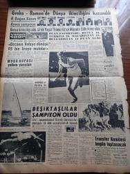 Vatan Gazetesi - 28 Temmuz 1958 - Müfrit Politikacılar Ve Millet Yazan Ahmet Emin Yalman Köşe Yazısı - CHP Meclisi Toplantıya Çağırıyor - Adnan Menderes Adenauer İle Bonn'da Görüştü - Ticaret Bakanlığı Müsteşarı Cihat İren İstifa Etti - Kıbrıslı Bir Türk'ün Cenazesi - Irak'ta Geçici Bir Anayasa İlan Edildi - Kasım Gülek İktidarın Tutumunu Tenkit Ediyor - Kalpaklılar Samim Kocagöz'ün Romanı Yazı Dizisi - İkinci Kerbela Vakası Ve Unuttuğumuz Nişanlı Yazan Cihad Baban - Okullar Ve Giriş Şartları Tapu Ve Kadastro Meslek Lisesi - Eski Kraliçe Süreyyanın Hayatı Filme Alınıyor - Mareşal Tito Dün Amerikan Yardımı Aleyhine Konuştu - Sanatımızın Dağ Keçileri Yazan Önder Şenyapılı - Kalbimin Sahibi Yazan Nihal Yeğinobalı Yazı Dizisi - Şu Ölüm Denen Şey Yazan Frederic Dard Yazı Dizisi - Burç Falı - 3,5 Yürekli Şerif Çizen OCKS - Dalgacı Mahmud Çizen Kim - Stiv Roper Çizen Saunder Ve Waggon - Grekoromen'de Dünya İkinciliği Kazandık - Özcan Arkoç'un Vefa'ya Dönüşü 95 Bin Liraya Malolur - Rıza Doğan