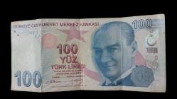 HATALI BASIM 100 TL 9.EMİSYON 2.TERTİP HATALI YERİ İŞARETLENMİŞTİR