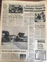 HÜRRİYET GAZETESİ 10 AĞUSTOS 1967 YIL :20 SAYI: 6926---Alman yazarın karısına sarkıntılık eden iki belediye reisi kim ?---Zeytinyağı iki firmanın daha adı  karıştı ---Yunan Cuntası Kıbrıs ta darbe yapacak ---20 Yıldır  oğlunun yolunu gözleyen İzmirli anneye  hayat verdi ---Türkiye nin  ilk kanser hastanesi dün açıldı ---Mersin de bayıltıcı sıcaktan  kimse sokağa çıkamıyor ---Orhaneli de yaşlı bir kadın Demirel e  orman muhafaza memurunun senden  fazla forsu var dedi ---Ay da donmuş sıvıların olduğu tahmin ediliyor ---Girgin Plak Sunar :Nurhan Girgin ---Mersin İd. Yurdu 42 Derece Sıcaklıkta Çalışıyor ---Kadri ve Tarık Mersin İd. Yurdun da Buluştu ---Fenerbahçe Dinamo ile 3. Defa Karşılaşıyor ---Ankara da takımları bu hafta ki maçlar için hazırlanıyor ----Hassas burunlu kız ,şişe koklama uzmanı oldu ---Meryem Ana nın Efes te ki evini hırsızlar soydu---Kıbrıs ta Türk ve Rumlar Arasında  Yine Çatışma Oldu ----Muş Milletvekili Kemal Aytaç  AP ye  girdi ---