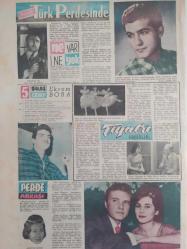 Pazar Haftalık Aktüalite Sinema Tiyatro Müzik ve Magazin Dergisi - 16 Nisan 1961 - Sayı:238 - Kadınlar Pansiyonu - Şundan bundan - Bilmece Bulmaca - Kibar Hırsız çizgi romanı - Hakkınızı helal edin! - Norveç Veliahdı Babasına Boyun Eğdi - Parlak Mustafa - Tıp dünyasından - Köstebek Hüsnü çizgi romanı - Brigitte Bardot'un Çocuğunu Kaçıyorlardı - Pikap ve Kürk getirmek serbest - Beyaz perdede ne var ne yok - Zarif Sade ve Pratik - Zeynep Berk - Hanımlarla Başbaşa - Elsa'nın son gülüşü - Hawaka ve çizgi romanı - Sihirli Değirmen - Vakvaka kardeş, Boncuk, Tilki Amca ile Tavşan Kardeş ve Miki Fare çizgi romanı - Hint Fakirleri Nasıl yılan oynatır? - İnadın sonu - Define Adası - Buffalo Bill çizgi romanı - Tanıdığım kadınlar - Patricia Wymoore - Beyaz Perde Şarlonun ilk evliliği - Çılgın Aşıklar - İki orduda döğüştüm - Yenilmez Yumruk Ben Bolt çizgi romanı - Canlı otomobil Mordi - Marie Stuart - Türk Perdesinde ne var ne yok - Fikret Hakan - Memduh Ün - Nilüfer Sezer - Tam Takım Dergi