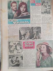Pazar Haftalık Aktüalite Sinema Tiyatro Müzik ve Magazin Dergisi - 14 Mayıs 1961 - Sayı:242 - Kadınlar Pansiyonu ve Kibar Hırsız çizgi romanı - Şundan bundan - Yakalayın, kaçıyor!... - Jackie Kennedy - Ornek Köy - Hayat Adamı mısınız - Köstebek Hüsnü çizgi romanı - Müzik Kulübü - Fecri Ebcioğlu - Jo Ann Campbell - Sesi Kadar Kendisi de Güzel - Hanımlarla Başbaşa - Zeynep Berk - Güzellik Öğütleri - Cannes Festivali - Fedakar Evlat - Define Adası - Buffalo Bill çizgi romanı - Akıllı Horoz - Bir Tokat bir akçe! - Vakvaka kardeş, Boncuk, Tilki Amca ile Tavşan Kardeş ve Miki Fare çizgi romanı - Doğum Günü - Denizde Striptease - Caz Şarkıcısı - Çetin Özkırım - Çılgın Aşıklar - İki Orduda Döğüştüm - Sakatlıktan Korunmada Acil Tedavi - Yenilmez Yumruk Ben Bolt çizgi reklamı - Hastanede Aşk - İstanbul'un Su Derdi - Genç Kız Kalbi ve Uçan Adam çizgi romanı - Zeki Müren - Türk Filmleri Yarışması - Belgin Doruk evlendi -  Özdemir Birsel fotoğraf ve haberi - Tam Takım Dergi