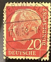 Almanya Pulu - Germany Stamp -  Mektup Zarfından Kesilmiş  / Postadan Geçmiş Pul Filateli - 17.4.1958 Damgalı - ALMAN PULU, 50 PARA - YABANCI PULLAR - NOSTALJİK DOĞUM GÜNÜ HEDİYESİ