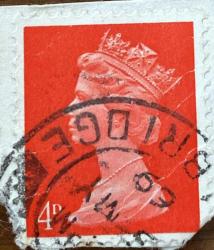 İngiltere Pulu - England Stamp - Mektup Zarfından Kesilmiş  / Postadan Geçmiş Pul Filateli - 1969 Damgalı - II. ELIZABETH, 4 PARA - YABANCI PULLAR - NOSTALJİK DOĞUM GÜNÜ HEDİYESİ