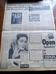 Vatan Gazetesi - 18 Ocak 1956 - Ahmet Emin Yalman Köşe Yazısı - Türkiye Amerika Arasında İktisadi Görüşme Başlıyor -  Milli Güreş Antrenörü Yaşar Doğu Dün Gece Geldi - Yunanistan Oktay Engin Davasını 6 7 Eylül Hadiselerine Karşı Bir Koz Olarak Kullanıyor - Bir Hac İşleri Dairesi Kurulması Teklif Edildi - Sosyalist Mollet'nin Yeni Fransız Kabinesini Kurması Mümkün - Fırtınalı Gece Yazan Orhan Kemal Yazı Dizisi - Çayhane Piyesi 145 Defa Temsil edilecek - Migros Türk Fiyat Listesi - Geçmişte Bugün Sadullah Paşanın İntiharı Yazan Feridun Fazıl Tülbentçi Yazı Dizisi - Assuan Yıldızı Türkiye'ye Askeri Malzeme Getiriyor - Anna Mangani Neden Broadway'e Gitmemiş - Palazza Pitti Orkestrası Konserleri 1  Yazan Fikri Çiçekoğlu - Ankara İstanbul Radyosu Programı - Bulmaca - Ordu Takımı İle Galatasaray Bugün Karşılaşıyor - İtalya Kış Olimpiyatlarına Hazırlanıyor - Mithatpaşa Stadında Portatif Tribün Hazırlıkları Başladı - Silahlı Kuvvetler Kayak Şampiyonası - Nevin Aypar Puro Tuvalet Sabunu Reklamı