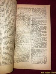 THE POCKET DICTIONARY OF AMERICAN SLANG / HAROLD WENTWORTH & STUART BERG FLEXNER / POCKET BOOKS / İNGİLİZCE KİTAP (AMERİKAN ARGOSUNUN CEP SÖZLÜĞÜ) ÖN KAPAĞI YOKTUR