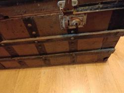 AVRUPA ÜRETİMİ ESKİ AHŞAP SANDIK