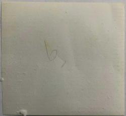 ELİNDE SOPA OLUP KAPI KOLUNU TUTAN 3-4 YAŞLARINDA KIZ ÇOCUĞU FOTOĞRAFI, - ORİJİNAL SİYAH & BEYAZ, 8X7cm EBADINDA - 1940'LAR, 1950'LER, 1960'LAR ve 1970'LER TÜRKİYE'SİNDEN NOSTALJİK DOĞUM GÜNÜ HEDİYESİ