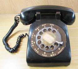 ViNTaGe AMERİKAN ITT ÇeViRMeLi SİYAH BAKALİT TELEFON....