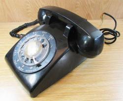 ViNTaGe AMERİKAN ITT ÇeViRMeLi SİYAH BAKALİT TELEFON....