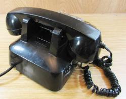 ViNTaGe AMERİKAN ITT ÇeViRMeLi SİYAH BAKALİT TELEFON....