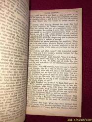 A RESTLESS BREED / J. WILLIAMS TERRY / SİGNET BOOKS / THE NEW AMERİCAN LİBRARY / İNGİLİZCE KİTAP (HUZURSUZ BİR TÜR)