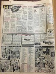 HÜRRİYET GAZETESİ 8 EKİM 1968 YIL :21 SAYI :7346---2 Bulgar ,Türk Polisini Ağır Yaralayıp Kaçtı ---Düğüne giden bir otomobil köprüden uçtu 8 kişi öldü ---Demirel buğday ithal edeceğini açıkladı ----Kıbrıs ta Genel Seçime Gidilmesi İhtimali Belirdi ---Asker Anne aşka geldi --31 İlin Valisi Değişti ,6 Vali Merkeze Alındı ---Otobüs almağa giden şoförler yorgunluktan turşuya döndü ---Silahlı bir kadın ,bir Meksika yolcu uçağını Küba ya  kaçırdı ---Şöhretler Konser Bürosu Yılın Dev Turnesini İftarla Sunar ---Anadolu dan bir Avrupa Takımı Çıkaracağım ----Michels Fenerbahçe ye en az 2 gol atacağız ---Olimpiyat ın akıbeti bugün belli olacak ---Bulgarlarla oynayacak Milli Takım kampa girdi ---Demiryolları üzüm ve incir  sevkinde pazarlığa başladı ---Güzel Alman kızı Kazdağı Avcılar Güzeli seçildi --Trafik Polisine Altın Düdük --Müslüman liderler İsrail e karşı Cihat ilanını istediler ---İrlanda da Katoliklerle Protestanlar Birbirine Girdi ---Eski ve yeni muhtar taraftarları çarpıştı 3 kişi öldü