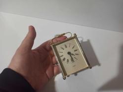 ESKİLERDEN METAL KASA QUARTZ MASA SAATİ