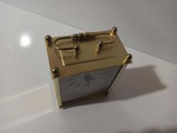 ESKİLERDEN METAL KASA QUARTZ MASA SAATİ