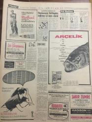 HÜRRİYET GAZETESİ 30 KASIM 1965 YIL :18 SAYI :6318---Türkiye ,Hürriyetçi ülkeler yanındadır --Soygundan illallah diyen  Silvanlılar yürüyüş yaptı ---Ortaokul talebesi genç kız zenci sevgilisine kavuştu  ---Pendik te motor battı ---Bankaya giren soyguncu ,pul kasasını soydu ---Sevim Çağlayan ,boşandığı kocası Yılmaz a Adliye de bağırdı :Yıkıl karşımdan ---Amerika ya gitmek için kaçak olarak şilebe binen gençlerin seyahati İspanya da sona erdi ---Mısırlı kaptan ,her hava patlayışında İzmir e düşüyor ---Ahşap binalar oda oda kiraya verilmeyecek ---Hapisaneye  helikopter indirme işi suya düştü ---İzmir de  sinemalar --Hold ,İzm.Sporla Anlaşıyor---Fenerbahçe ve Galatasaray ın maç hazırlığı bu sabah başlıyor ---Boğaziçi Basketbol Turnuvası ---Pendik te motor battı ---Yıldızlar arasında dizkapağı yarışı başladı --Kıbrıs konusunda CHP hükümete yardımcı olacak --Demirel ,Ek Dış Yardım Almıyoruz Dedi ---Bir THY uçağı daha pistte arızalandı --