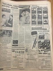 HÜRRİYET GAZETESİ 29 KASIM 1965 YIL :18 SAYI :6317-Metin Oktay’ın hayat fotoromanı--Necla Ateş yazı dizisi-Dış siyasette bağımsızlarla işbirliği istendi ---leyla Tunca yurt dışına çıkarılmadı ---Satır ,CHP Genel Sekreterliğinden İstifa Etti ve Tekrar Seçildi ---Çifte karılı köy ağası öldürüldü --Akşehir de kızamıktan ölenler 23 e yükseldi --Toprak kaymasında 32 kişi öldü --Amerikalı milyoner 35 yıl öncede bir Türk  çocuğunu evlat almış ---Önümüzdeki sene ortaokul  ve lise sayısı artırılacak ---Et makinesinden kopan elleri yerine diken doktorlar birini  geri almak zorunda kaldılar ---Rakipsiz Dansöz :Zennube --Galatasaray maçı 87. dakikada kazandı :2-1--İstanbulspor :2 -PTT :1 --H.Tepe ,D.Sporu 2-1 mağlup etti ---Feriköy ilk galibiyetini aldı :2-1---7 Hemşire kapı kapı dolaşıp çocuk bakıyorlar ---Çocuk Bakımı ve İnanışlar ---