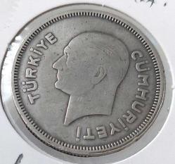 1939 GÜMÜŞ 1 LİRA ATATÜRK DARPHANE BASKISI ORİJİNAL GÜMÜŞ BİR LİRA AAA1B1 NADİRDİR