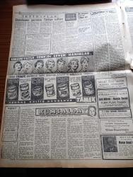 Ulus Gazetesi - 13 Aralık 1959 - Sonsuz Monologlar Yazan Yakup Kadri Karaosmanoğlu Köşe Yazısı - Muhalefette İnönü Yazan Bülent Ecevit Köşe Yazısı - CHP Genel Sekreteri İsmail Rüştü Aksal 1960 Yılında Seçim Muhtemeldir Dedi - Kıbrıs'ta Cumhurbaşkanı Seçimi Yapılıyor - Şeker Hilal Beşiktaş'a Mağlup Oldu - Dışişlerinin Karşılama Ve Ziyafet Masrafları Arttı - Askeri Yargıtay Başkanı Orgeneral Fevzi Mengüç Emekliye Ayrıldı - Milli Savunma Bakanlarından Emekli Korgeneral Ali Rıza Artunkal Vefat Etti - Tamek Konserve - Kumsalda Yazan Nevil Shute Yazı Dizisi - Akşam lisesi Öğrencilerine Neden Paso Verilmiyor - Kırık Plak Filminde Zeki Müren Ve Belgin Doruk Başrolde Ankara Park Ve Sus Sinemasında - Koca Bebeklere Masallar Paldır Küldür Yazan Aziz Nesin Yazı Dizisi - Mevlana 17 Aralık'ta Anılacak - Haseki Hastanesi Baştabibi Doktor Zühtü Kamil Vefat Etti - Emil Galip Sandalcı Köşe Yazısı - Neriman Köksal'ın Yeni Şaheseri Erkek Fatma - Galatasaray Moda Basket Maçını Galatasaray 64 62 Kazandı