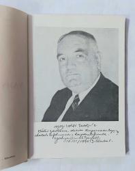 Yahya Kemal İçin