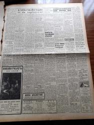 Ulus Gazetesi - 1 Kasım 1959 - Türkiye Büyük Millet Meclisi Yazan Yakup Kadri Karaosmanoğlu Köşe Yazısı - Meclis Açılırken Partilerin Durumu Yazan Bülent Ecevit Köşe Yazısı - İsmet İnönü'nün Başkanlığında CHP Meclis Grupu Dün Toplandı - Refik Koraltan Meclis Başkanlığı İçin Tekrar Aday Seçildi - Kıbrıs'ta Seçim Kanunu Layihası Dün Açıklandı - Milli Türk Talebe Birliği Kongresi Hadiseli Başladı - Komünist Çin Hindistan Sınırında Tedbirler - Kumsalda Çeviren Bilge Karasu Yazı Dizisi - İstihsalde Duraklama Yazan Doğan Avcıoğlu - Tarihte Bugün Saltanatın Kaldırılması - Hıfzı Oğuz Bekata - Irak Başbakanı General Kasım Bir Siyasi Parti Kuruyor - Ahmet Şükrü Esmer Köşe Yazısı - Emil Galip Sandalcı Köşe Yazısı - Tarihi Buharda Tekkesi Yandı - Ankara Sucuğu - Amerika'da Feza Alanında Çalışmalar - Gençlerbirliği Bugün Hacettepe İle Oynuyor - Galatasaray Konya'da 7 2 Galip - Fenerbahçe Şeker Hilal'i Farklı Yendi - At Yarışları