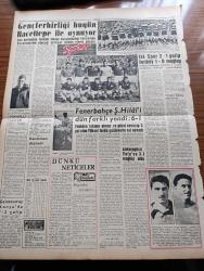 Ulus Gazetesi - 1 Kasım 1959 - Türkiye Büyük Millet Meclisi Yazan Yakup Kadri Karaosmanoğlu Köşe Yazısı - Meclis Açılırken Partilerin Durumu Yazan Bülent Ecevit Köşe Yazısı - İsmet İnönü'nün Başkanlığında CHP Meclis Grupu Dün Toplandı - Refik Koraltan Meclis Başkanlığı İçin Tekrar Aday Seçildi - Kıbrıs'ta Seçim Kanunu Layihası Dün Açıklandı - Milli Türk Talebe Birliği Kongresi Hadiseli Başladı - Komünist Çin Hindistan Sınırında Tedbirler - Kumsalda Çeviren Bilge Karasu Yazı Dizisi - İstihsalde Duraklama Yazan Doğan Avcıoğlu - Tarihte Bugün Saltanatın Kaldırılması - Hıfzı Oğuz Bekata - Irak Başbakanı General Kasım Bir Siyasi Parti Kuruyor - Ahmet Şükrü Esmer Köşe Yazısı - Emil Galip Sandalcı Köşe Yazısı - Tarihi Buharda Tekkesi Yandı - Ankara Sucuğu - Amerika'da Feza Alanında Çalışmalar - Gençlerbirliği Bugün Hacettepe İle Oynuyor - Galatasaray Konya'da 7 2 Galip - Fenerbahçe Şeker Hilal'i Farklı Yendi - At Yarışları