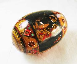 ViNTaGe EL BOYAMA AhŞaP PASKALYA YUMURTASI.....10cm