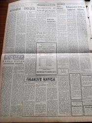 Ulus Gazetesi - 8 Ocak 1957 - Arap Meselesi Yazan Hüseyin Cahit Yalçın Köşe Yazısı - Adalet İşlerimiz Şiddetle Tenkid Edildi - John Foster Dulles'a Göre Amerika'nın Gayesi Nedir - Kızıl Çin Lideri Çu En Lai Rusya'da - Peyklere Rus Tazyiki Arttı - Atina Radyosunun İtham Dolu Yayını - Kore Meselesi Siyasi Komitede Görüşülüyor - Eski Sovyetler Birliği Başvekillerinden Malenkof Tekrar Sahneye Çıkıyor - İmansız Kavga Yazan Arthur Koestler Yazı - Tiyatro Köşesi Yerli Piyes Yazarını Teşvik Yazan A. Cemal Arı - Birleşmiş Milletler Genel Kurulunda Fransa Cezayir Meselesininin Görüşülmesini İstemiyor - Port Said Limanı İşletmeye Açıldı - Sibirya Mahkumları Yazan Slavomir Rawicz Yazı Dizisi - Ölen Kim Öldüren Kim Bulgar Casusu Selmanof'un Maceraları Yazı Dizisi - Almanya Meselesi Ve Dünya Sulhu Yazan Le Monde - İkizler Çizen Harold - Silviya Yüzme Havuzunda Çizgi Roman - Baykara Hazreti Süleyman'ın Taşı Çizgi Roman - Fenerbahçe Dün Ankara'dan Geçti - Vefanın Antrenörü Galip Haktanır İstifa Etti