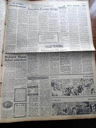 Ulus Gazetesi - 17 Ocak 1956 - Hüseyin Cahit Yalçın Köşe Yazısı - Hükümet Zafer Gazetesi'ne 1.048.310 Liralık Resmi İlan Veriyor - CHP Zamanında Yılda 2 Milyon Olan Resmi İlan Tutarı 12 Milyona Yükseldi - Meclis Tahkikatı İçin Komisyon Kuruldu - 6435 Sayılı Kanunda Değişiklik - Hürriyet Partisinin İlk Soru Önergesi - Denize Döktüğümüz Bir Döviz Kaynağı Balık - Selanik Konsolosumuzun Duruşması Geri Bırakıldı - Demokrat Parti Grubunda Yeni Yolsuzluk Önergeleri Var - Ortadoğu Emniyeti Yazan Ahmet Şükrü Esmer Köşe Yazısı - Çocukları Koruma Birliği Yazan Osman K. Akol - Mehmet Hazer Zafer Gazetesinin Yalanlıyor - Silviya Sevimli Model Çizgi Roman - Baykara Altın Küre Çizgi Roman - Devlet Tiyatrosu Programı - Kış Olimpiyatı Yaklaşıyor - Budapeşte'de Macarlar la Karşılaşacak Olan Milli Güreş Takımımız Bugün Hareket Ediyor - Güreş Milli Takım Antrenörü Yaşar Doğu Geliyor