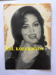 Türkan Şoray'ın Siyah & Beyaz Kartpostalı - 1960'lı Yıllardan -15 x 10 cm Ebadında