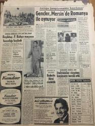 HÜRRİYET GAZETESİ 6 ARALIK 1966 YIL :19 SAYI :6684---Sultanahmet Cezaevinde 3Gangster Hücreden Kaçtı --Memurlar için ayrılan 470 milyon lira avans olarak verilecek ---Kızlara laf atan imam da bir de tabanca bulundu ---Üç çocuk ile anneleri kanlar için yerde cansız  yatıyorlardı ---Gayri meşru kocasını  kalbinden bıçakladı ---Tatvan da  eşkiyalar 2 kişiyi yaralayıp kaçtı ---Boru hattında  200 işçi bugün  greve başlıyor ---Nebati yağ işçilerinin grevine hükümet el koydu ---Belediye meclisi otobüslere  yapılacak zam için toplanıyor ---Gülek yoksul 10 üniversite tabelası  okutulacak ---Gençler ,Mersin de Romanya ile oynuyor ---Beşiktaş -Fenerbahçe  maçının hazırlığı  başladı ---İtalyanlar ringten kaçmayı  tercih etti ---Baskette ikinci olabildik ---Büyük bir zevkle dinlediğiniz: Ali Uğurlu  ---Londra da bir hindi 500 liraya satılıyor ---Kayıp tüccarın  denizden  cesedi çıktı ---Zeki Müren in Dertlere Derman Kampanyası --
