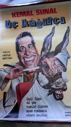 ÜÇ KAĞITÇI 1981 FİLMİNİN ORJİNAL AFİŞİ 70*100 OYNAYANLAR: KEMAL SUNAL, ÜLKÜ ÖZEN, ALİ ŞEN, TURGUT ÖZATAY, REHA YURDAKUL