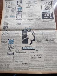 Yeni İstanbul Gazetesi - 15 Ekim 1953 - İdareciliğimiz Yazan Habib Edib Törehan Köşe Yazısı - Trieste'de Yugoslavya Aleyhinde Gösteriler - Komünist Partisi Kurucuları Askeri Mahkeme Huzurunda - Komünist Partisi Reisi Şefik Hüsnü Deymer - Yüzbaşı Abdulkadir Demirkan - Fuat Reşat Baraner - Sendikalist Halil Yalçınkaya - Kara Günler Milli Mücadele Hatıraları Yazan İbrahim Şevki Feyzioğlu Yazı Dizisi - Din Politikacılığının Asıl Tehlikeleri Yazan Mustafa Nermi Köşe Yazısı - Temel Bozuk Şarapları Toplanmaya Karar Verdi - Amerikan Halkına Hediye Edilecek 50.000 Paket Sigara - Ahmet Emin Yalman'a Malatya'da Yapılan Suikast Hadisesinin Duruşması - Hüseyin Üzmez - Fenerbahçe Londra'da Queen's Park Rangers Takımı İle 2 2 Berabere Kaldı - Türk Halk Masalları Şah İsmail Yazan Rezzan Güney Yazı Dizisi - Televizyon Hergün Hayret Verici Terakki Kaydediyor - Leningrad Operasının İki Meşhur Dansörü Nora Ve İstvan Hürriyetine Seçtiler - Moda Konuları - Woomera Atom Çölünün Esrarı Yazı Dizisi