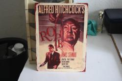 ALFRED HITCHCOCK yönetmenliğindeki ROPE, 1948 filminin Ahşap Tablo 20 CM 28 CM (ANTIK KOLİ 13
