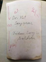 Türkan Şoray'ın Doktoru Kut Sarpyener Orijinal Siyah & Beyaz Fotoğrafı - 1970'li Yıllardan - 18 x 12 cm Ebadında