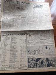 Yeni İstanbul Gazetesi - 21 Kasım 1958 - Hudutlarımız Dışında Yazan Habib Edib Törehan Köşe Yazısı - Şeker Ve Tekel Maddelerine Zam - Beynelmilel Basın Enstitüsüne Enver Somuncuoğlu'nun Dünkü Sert Cevabı - Yeni Şeker Fiyatları Toz 300 Kesme 330 - Sigara Ve İçki Fiyatları Yüzde 40 100 Arttırıldı -  Osman Bölükbaşı Tekrar Cumhuriyetçi Millet Partisi Genel Başkanı Seçildi - Sovyet Rusya Berlin İçin Fiilen Harekete Geçti - Yeni İngiliz Elçisi Sir Bernard Burrows Geldi - Irak Başvekili General Abdülkerim Kasım Türkiye'ye Davet Edildi - Yurtdışına Kokain Kaçırmaktan 30 Yıla Mahkum Merzuka Akçam Dün Tahliye Edildi - Hain Şüphe Yazan Maurice Leblanc Yazı Dizisi - Brigitte Bardot'ya Mühendislik Diploması Verilecek - Ak'la Kara 3000 Yılında Karikatür - Hayalet İtfaiyeci Çizgi Roman - Bagatella Gül Cenneti - Sümerbank Yeni Tip Ayakkabı Çıkaracak - Bulmaca - Ankara İstanbul Teknik Üniversite Radyosu Programı - Polis Romanı Madamın Pansiyonu Yazan İsmet Yenisey Yazı Dizisi - Real Madrid Beşiktaş