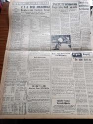 Yeni İstanbul Gazetesi - 21 Kasım 1958 - Hudutlarımız Dışında Yazan Habib Edib Törehan Köşe Yazısı - Şeker Ve Tekel Maddelerine Zam - Beynelmilel Basın Enstitüsüne Enver Somuncuoğlu'nun Dünkü Sert Cevabı - Yeni Şeker Fiyatları Toz 300 Kesme 330 - Sigara Ve İçki Fiyatları Yüzde 40 100 Arttırıldı -  Osman Bölükbaşı Tekrar Cumhuriyetçi Millet Partisi Genel Başkanı Seçildi - Sovyet Rusya Berlin İçin Fiilen Harekete Geçti - Yeni İngiliz Elçisi Sir Bernard Burrows Geldi - Irak Başvekili General Abdülkerim Kasım Türkiye'ye Davet Edildi - Yurtdışına Kokain Kaçırmaktan 30 Yıla Mahkum Merzuka Akçam Dün Tahliye Edildi - Hain Şüphe Yazan Maurice Leblanc Yazı Dizisi - Brigitte Bardot'ya Mühendislik Diploması Verilecek - Ak'la Kara 3000 Yılında Karikatür - Hayalet İtfaiyeci Çizgi Roman - Bagatella Gül Cenneti - Sümerbank Yeni Tip Ayakkabı Çıkaracak - Bulmaca - Ankara İstanbul Teknik Üniversite Radyosu Programı - Polis Romanı Madamın Pansiyonu Yazan İsmet Yenisey Yazı Dizisi - Real Madrid Beşiktaş