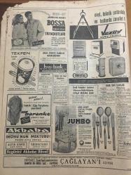 HÜRRİYET GAZETESİ 26 EKİM 1966 YIL :19 SAYI :6643--İstanbul da Kanser Artıyor --Gelin 96 damat ise 77 yaşında ---Yeni Reis Hakses :İlk iş huzur ,diyor ---B.Ecevit ,iki doktoru yardımcılığa  getirdi ---Kayserili İsmail 5 yerde başkan 7 yerde üye  ,muhasebeci ----Kıbrıs için Londra da ilmi bir tartışma tertip edildi ---Azılı hırsız şebekesini 13 yaşındaki çocuk yakaladı ---Kuzey Vietnam a barış çağrısında bulunuldu ---Fenerbahçe -U.T.A ile bugün karşılaşıyor ---Boks Milli Takımımız dün Bulgaristan a hareket etti ---Amatör Milli Takımımız Yugoslavya ile Oynuyor ---Her  salı Ankara da kamp her çarşamba hazırlık maçı ---Belmondo ,Ursula sı için filmde  parasız dövüştü --New-York ta binlerce  kişi çalınmış  otomobile biniyor ---Demirel ,İnönü yü  telgrafla tebrik etti ---Toto da13 bilenler 9.795 lira alacak ---15 Kişinin tecavüz ettiği kızın evine 5 el ateş açıldı --