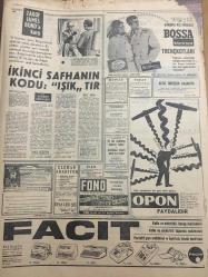 HÜRRİYET GAZETESİ  27 EKİM 1966 YIL :19 SAYI :6644--Sovyetler ,kaçak Türk talebelerin  bursunu kesiyor ---Prodüktörler Aliki yi harcamak niyetinde ---Milli Güvenlik Kurulunda Kıbrıs İşi Ele Alınacak ---Ev işini bitiren hanım ,soluğu kadınlar kahvesinde alıyor ---Kosigin ile Kıbrıs  konusu da görüşülecek ---40 yaşlarında ,iyi giyimli bir şahsın cesedi bulundu ---Sosyete tefecisi Mediha ,sahtekarlık  suçundan mahkemede ---Belediye  dış seyahat ödenekleri kaldırılıyor ---Başkan Johnson Vietnam da harp sahasına  gitti ---Yugoslavları  ,Fuat ın golleri ile yendik :2-0--Ruslar güneş temasına büyük önem veriyorlar ---Beşiktaş takımında bu hafta Macar futbolcular  oynayacak ----Fenerbahçe dün UTA yı yendi :3-1---Nalbantın  Kızı ,70 Yaşındaki Milyoner Baronla Evlendi ----Baygın bakışlı havacı kız  birdenbire film yıldızı oldu --Aydın da üç silah kaçakçısı yakalandı ---