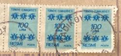 Türk Pulu - Turkish Stamp - Mektup Zarfından Kesilmiş  / Postadan Geçmiş Üçlü Pul Filateli - Kadıköy, 1985 Damgalı - RESMİ PUL, 100 LİRA - Türkiye Cumhuriyeti - NOSTALJİK DOĞUM GÜNÜ HEDİYESİ