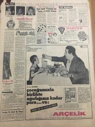 HÜRRİYET GAZETESİ 2 ARALIK 1966 YIL :19 SAYI :6680---Memurlara zam için bütçede 470 milyon lira ayrıldı ---PİPE-LİNE Hisse Senetlerinin Satışı Mahzurlu Değil ---Nazif le Raif Asker Urbasını Giyemeden Vuruldu ---Amerika nın 1968 Bütçesi 1 Trilyon 400 Milyar Lira ---Türk -İş Almanya da işten çıkarılanlar için   tedbir istendi ---Kızıl Çin Heyeti Pamuklu ,Üzüm ve İncir Almak İstiyor ---Polisler  meslektaşlarının katilini ararken şoför soyan azılı sabıkayı yakaladılar ---İlkokullarda da teftişler grup halinde yapılacak ---Saat farkı Vietnam da barış  engel olmuş ---D.Bahçe ye sarf edilen paralara yazık olmuş ---Galatasaray :1 Fenerbahçe :0 ---İtalyan Boks Milli Takımı Bugün Ankara ya Geliyor ---Ali Sami Yen Kapatıldı ---Kayseri de yapılan 2000 kişilik spor  salonu hizmete girdi --Orhan Şeref Apak ,9 ay içinde 9 defa  seyahate gitti ---Eskişehirsporlular İzmir de ki maç için tedbir istediler --Kaza yapıp tetkik ediyorlar --