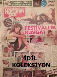 Haftanın Sesi Haftalık Magazin ve Siyasi Aktüalite Gazetesi - 24 Ekim 1986 - Sayı:43 - Müjde Ar - Fatma Girik - Hülya Koçyiğit - Hülya Avşar - Fatma Girik - Memduh Ün - Cihan Ünal - Harika Avcı - Şakir Şener - Türkiye'de kazandılar Paris'te yiyorlar - Zeynep-Asım Ekren - Mesut Yılmaz - Bülent Ersoy - Muhittin Yüzüak - Sema Zindancıoğlu - Erkek 2 kadını birden sevebilir mi? - Özcan Köknel - Kazan kaynıyor - Saraylardan gecekonduya - Melih Gülgen durdu durdu patladı - Serpil Çakmaklı - Lokman Kondakçı - Hülya Süer - Aldo - Yeşim Soydan - Biz Siz onlar - Erengül Şenler - Selmi Çakır - Esra Arsan - Yüksel Soyel - Ela Koşar - Neslihan Yargıcı - Maral Öztekin - Türbe ve yatıların esrarı - Süleyman Demirel - Çirkinlerin en güzeli - Meryl Streep - Rahşan Ecevit - En hızlı sevici ile ''Uçan Kaz'' hikayesi - Osman Yağmurdereli - Neslihan Acar - Kenan Kalav Büyük oynuyor - Alev Sayın-  Çıplak Tehlike - Havva Kopan - Cüneyt Arkın - Pınar Afşar - Esin Afşar - Tam Takım Gazete