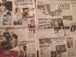 Haftanın Sesi Haftalık Magazin ve Siyasi Aktüalite Gazetesi - 24 Ekim 1986 - Sayı:43 - Müjde Ar - Fatma Girik - Hülya Koçyiğit - Hülya Avşar - Fatma Girik - Memduh Ün - Cihan Ünal - Harika Avcı - Şakir Şener - Türkiye'de kazandılar Paris'te yiyorlar - Zeynep-Asım Ekren - Mesut Yılmaz - Bülent Ersoy - Muhittin Yüzüak - Sema Zindancıoğlu - Erkek 2 kadını birden sevebilir mi? - Özcan Köknel - Kazan kaynıyor - Saraylardan gecekonduya - Melih Gülgen durdu durdu patladı - Serpil Çakmaklı - Lokman Kondakçı - Hülya Süer - Aldo - Yeşim Soydan - Biz Siz onlar - Erengül Şenler - Selmi Çakır - Esra Arsan - Yüksel Soyel - Ela Koşar - Neslihan Yargıcı - Maral Öztekin - Türbe ve yatıların esrarı - Süleyman Demirel - Çirkinlerin en güzeli - Meryl Streep - Rahşan Ecevit - En hızlı sevici ile ''Uçan Kaz'' hikayesi - Osman Yağmurdereli - Neslihan Acar - Kenan Kalav Büyük oynuyor - Alev Sayın-  Çıplak Tehlike - Havva Kopan - Cüneyt Arkın - Pınar Afşar - Esin Afşar - Tam Takım Gazete